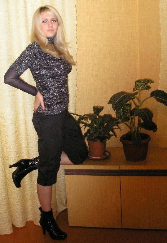 25P ReUp NN Teens in Heels and Boots 38