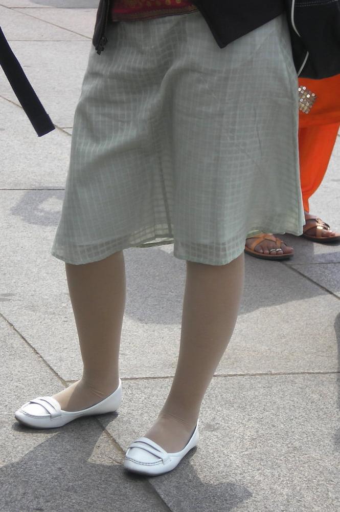 12P Street Pantyhose - Demure Paki Wife in White Pantyhose