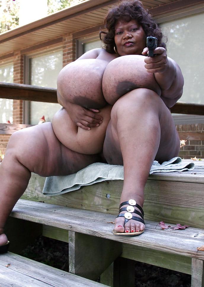 25P ebony bbw