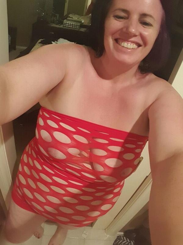 25P Rachel exposed wife