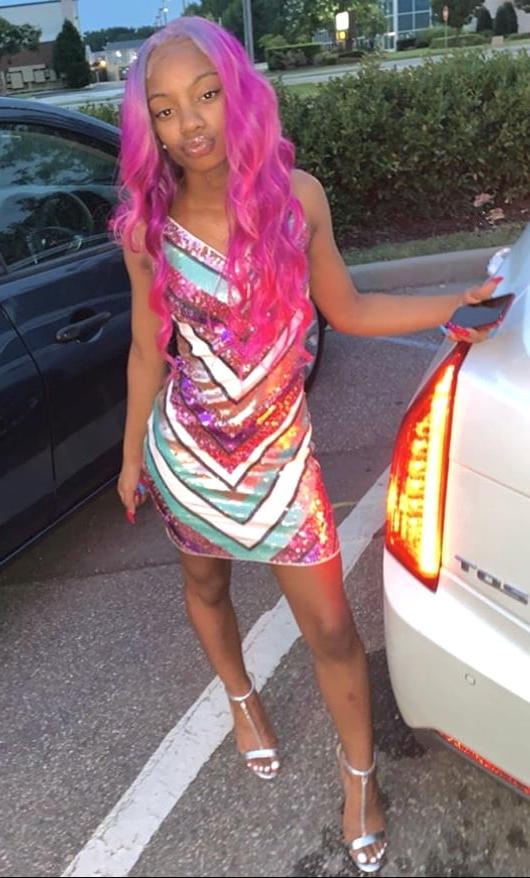 25P Slutty Ebony Teen! #4 (Comment what you would do to her)