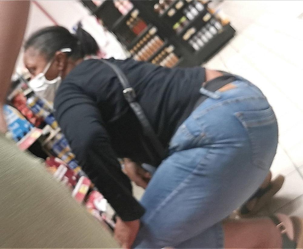 25P Voyeur August 2020 Big Ass