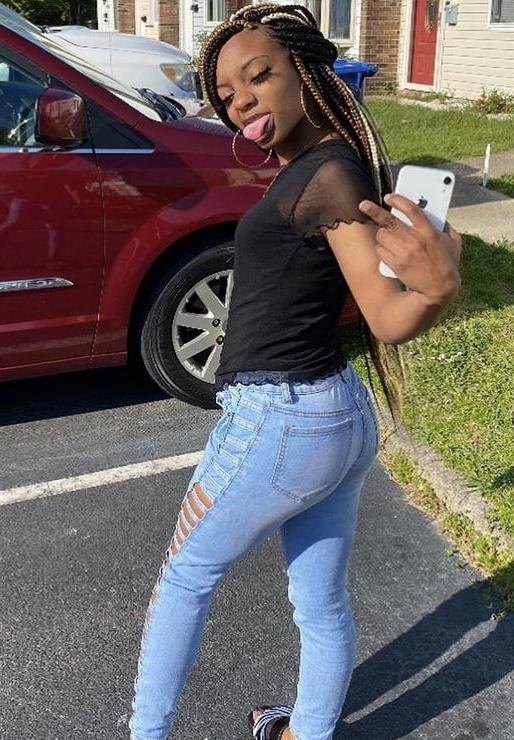 25P Ebony Teen Sluts! Which one would you fuck? Comment!