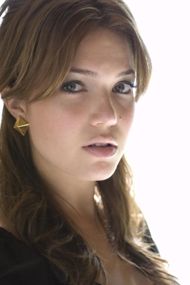 19P Mandy Moore - Jim Cooper Photoshoot (2007)