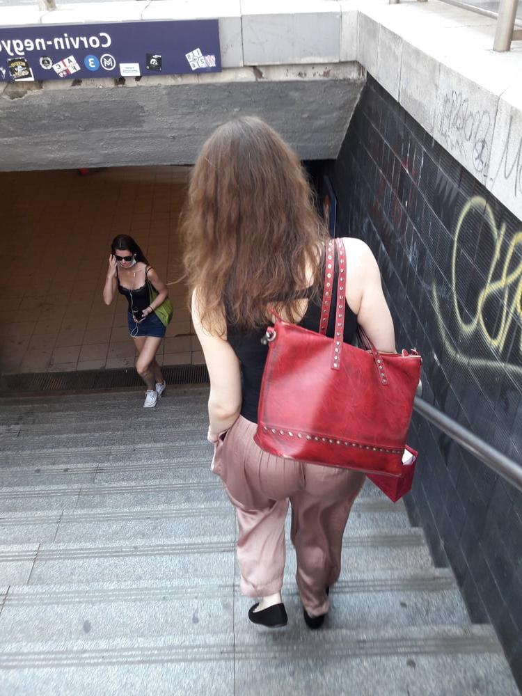 25P Teenie big ass