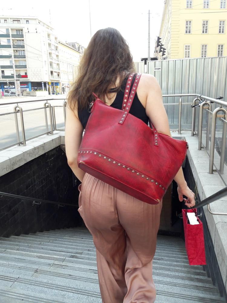 25P Teenie big ass