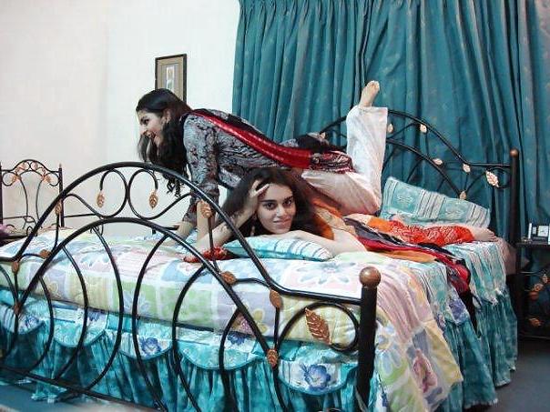 14P Sexy hot indian girls