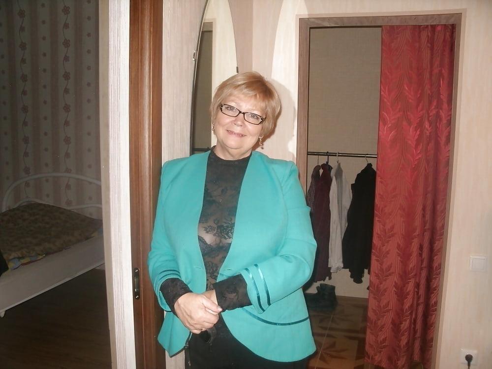 23P My crazy aunt