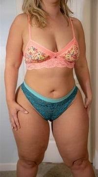 25P Amateur Wife