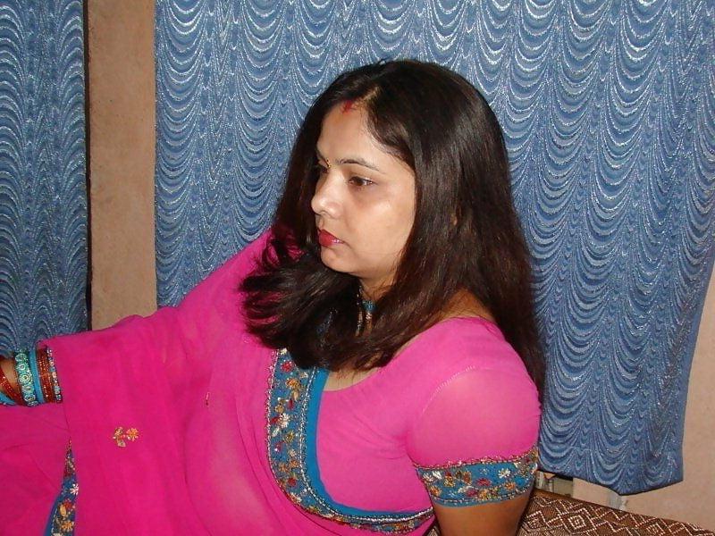 12P Newely married bhabhi