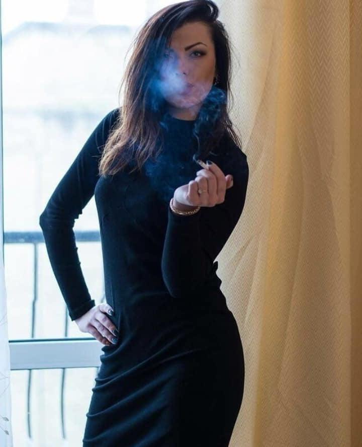 25P Arrogant bitches (smoking with hands on hips)