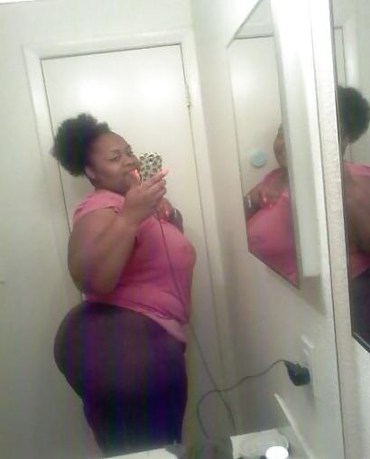 8P Pics to My I-Phone (BIGG Freak)