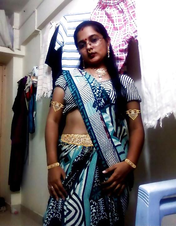 25P Exposing indian