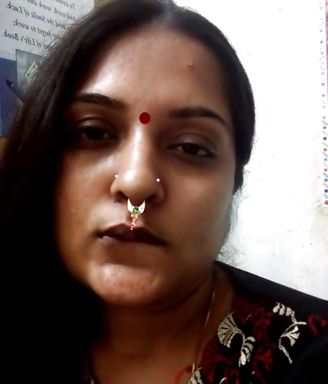 25P Exposing indian