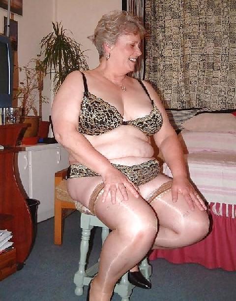 25P Only hottie grannies part.2