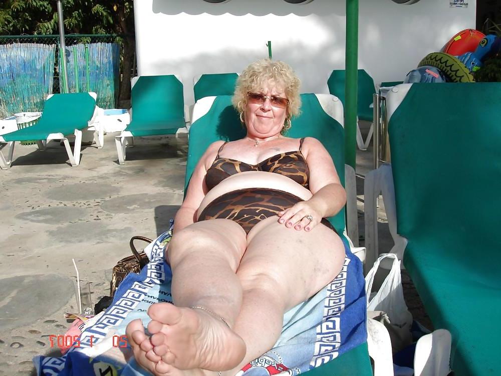 25P Only hottie grannies part.2
