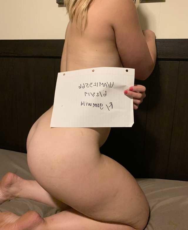 25P Thick Curvy Swinger MILF Big Ass &amp; Meaty Cum Covered Cunt