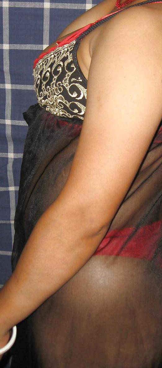25P Indian house wife