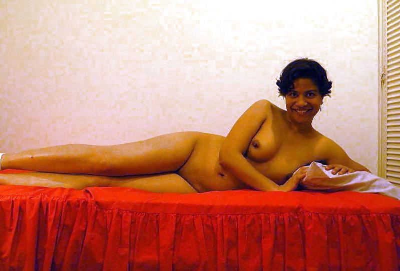 25P Indian wife pussy