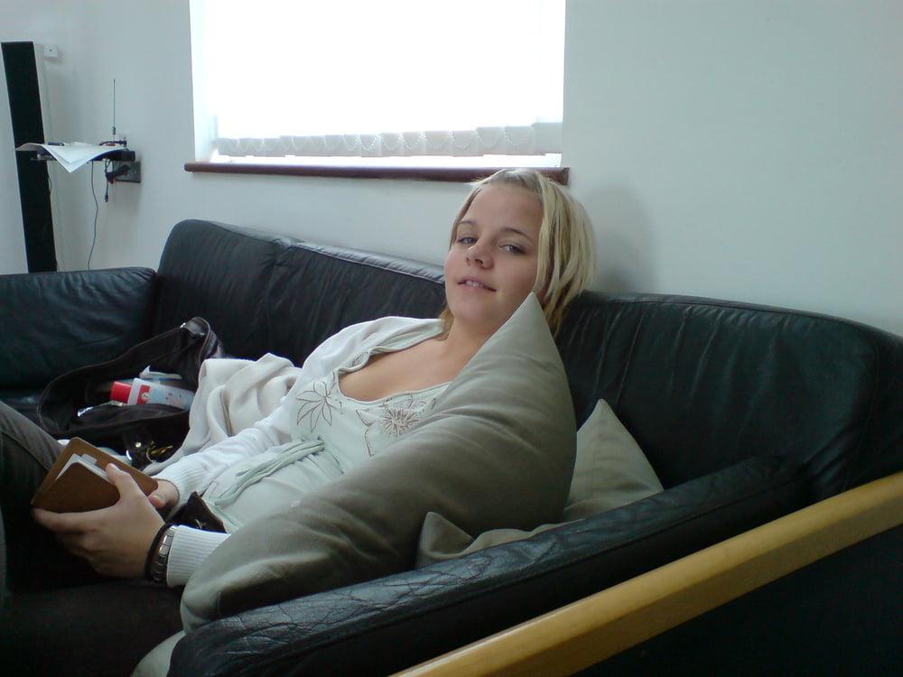 25P Sexy Amateur Wife