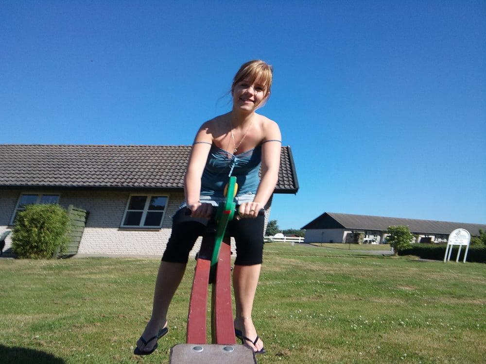 25P Sexy Amateur Wife