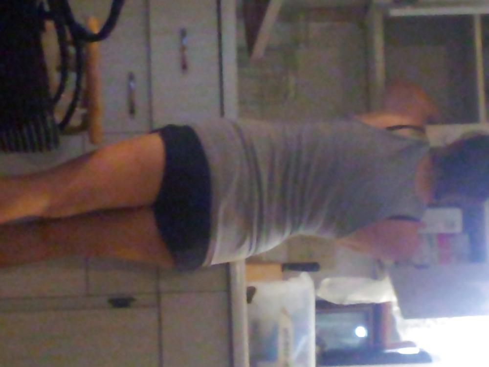 25P Girlfriends asses and random butts off my phone and email