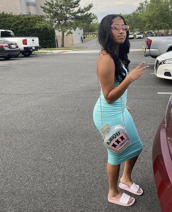15P Ebony Teens! Comment what you would do to them.