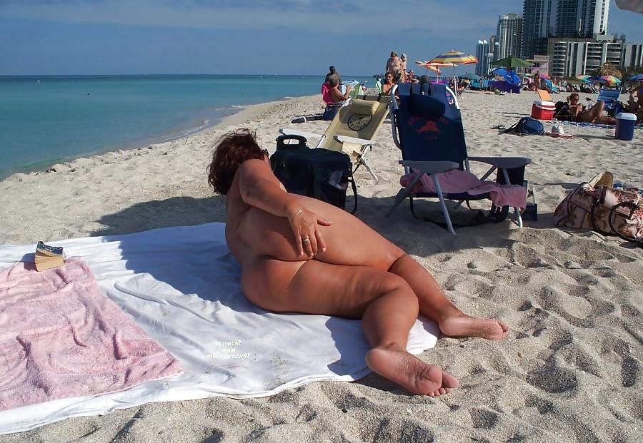 25P Massive Fleshy Buttocks 17