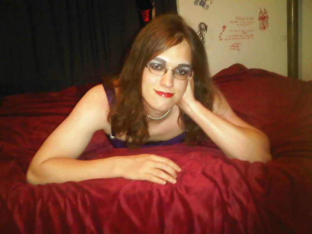 15P First Sissy Photoshoot