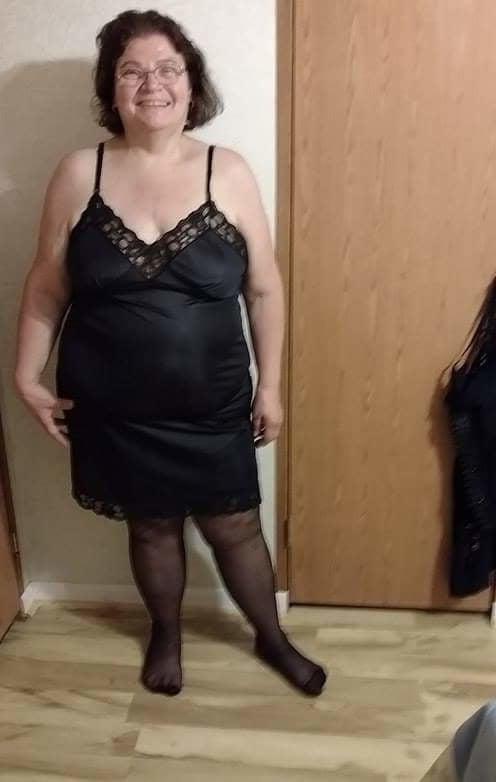 25P Old wife whore Cathy