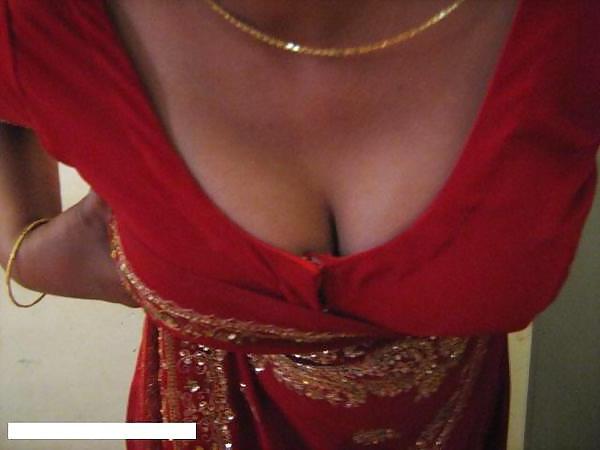 22P Indian aunties 