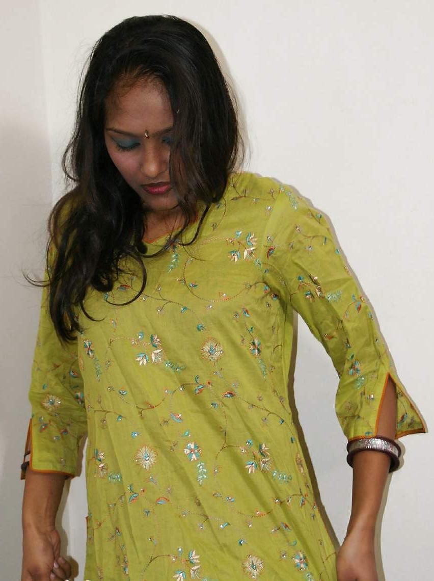 12P Indian girl striptease part 4