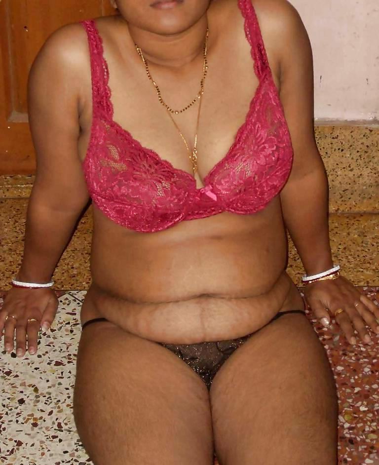 25P Indian wife saree strip