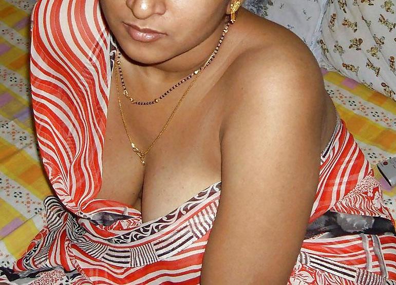 25P Indian wife saree strip