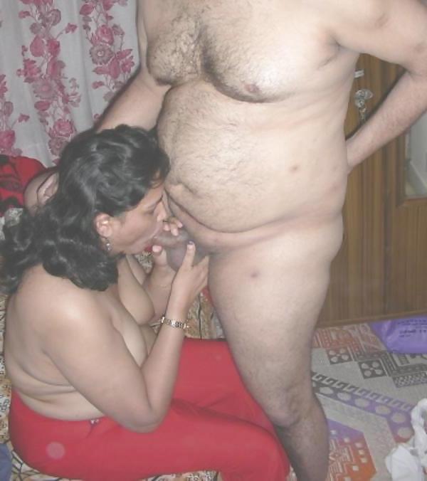 25P HORNY INDIAN WIVES