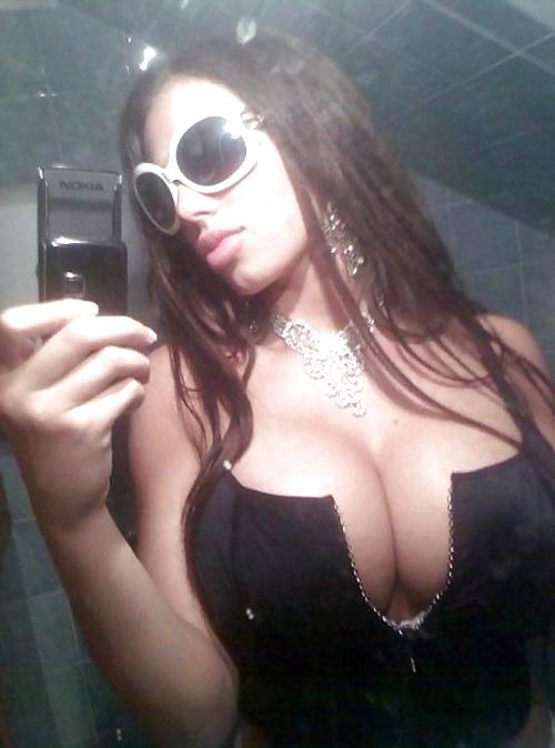 10P Huge Tits, Tight Tops 17