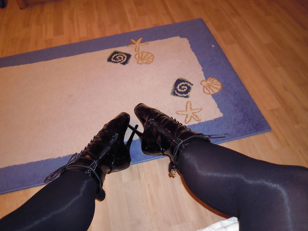 19P Ballet Boots