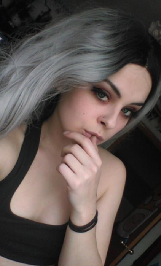 25P Emo teen Katy