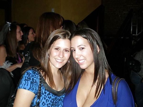 21P Big Tits Cleavage Queens (NON-porn)