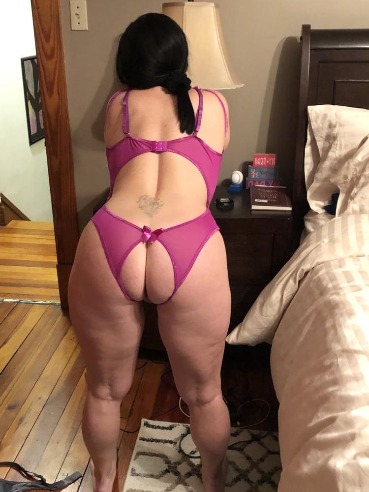 12P THICK WIFE