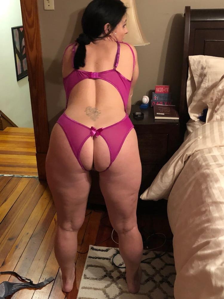 12P THICK WIFE