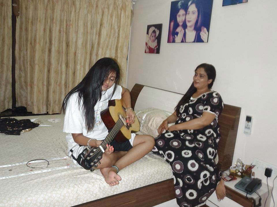 12P Sexy indian lady
