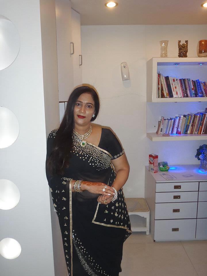 12P Sexy indian lady