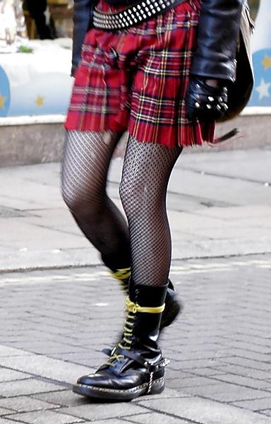 7P Leggings and boots
