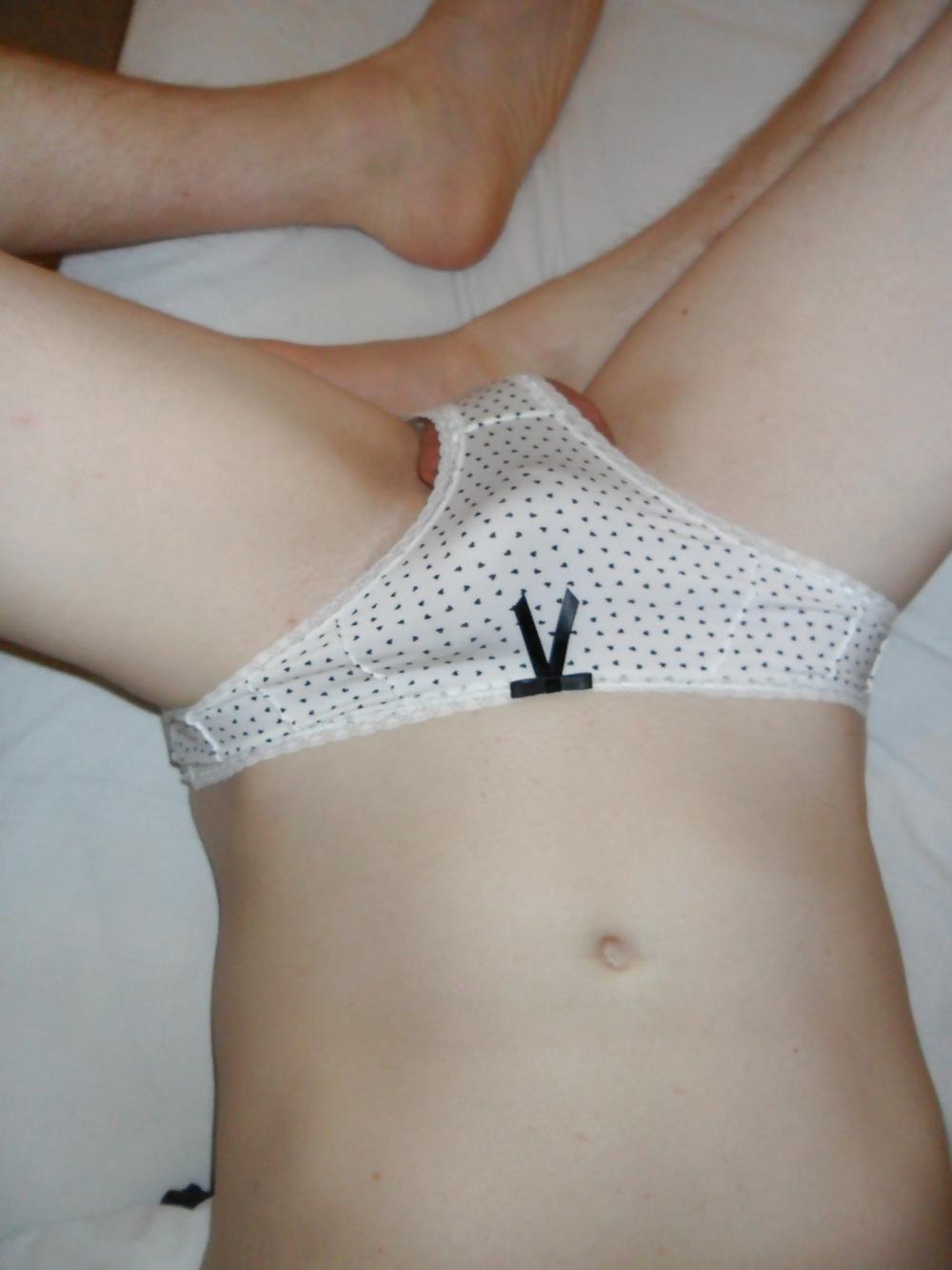 23P Amatuer smooth CD panties and stockings solo