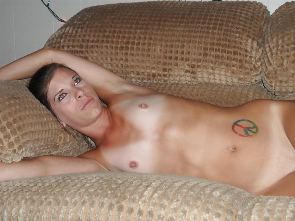 6P Small Tits