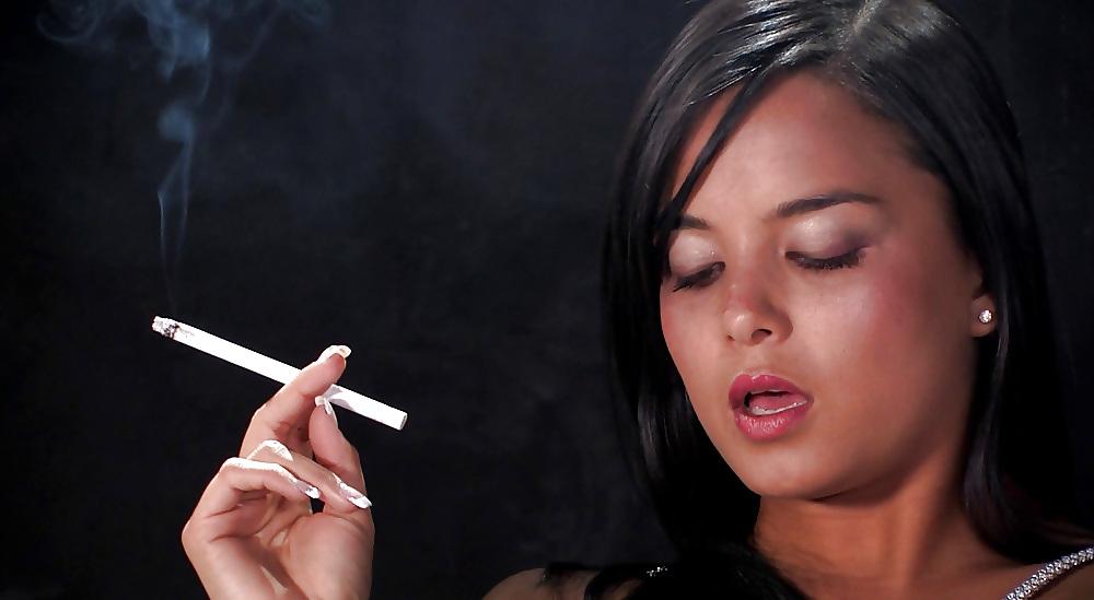 25P Smoking sluts 5