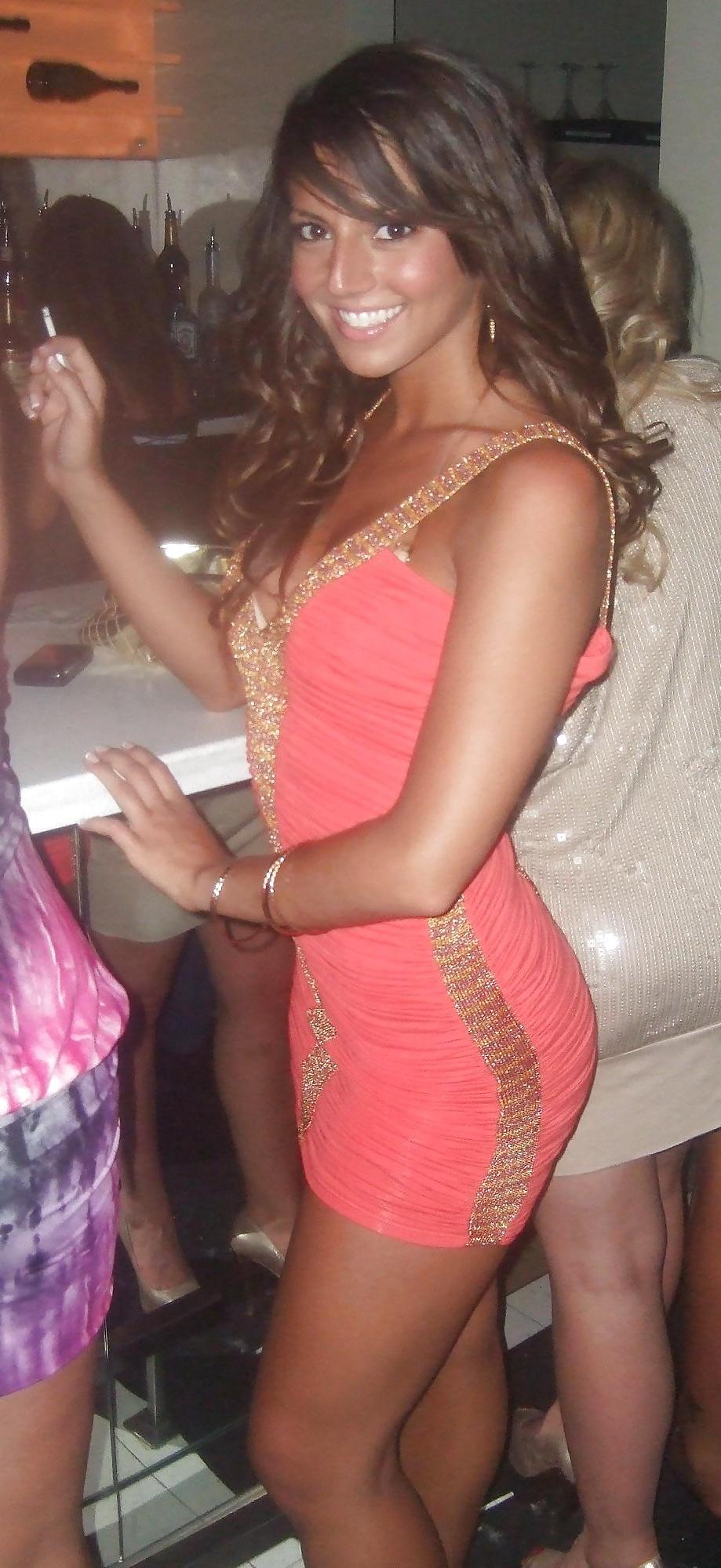 25P Beautiful Babes in Miniskirt By TROC