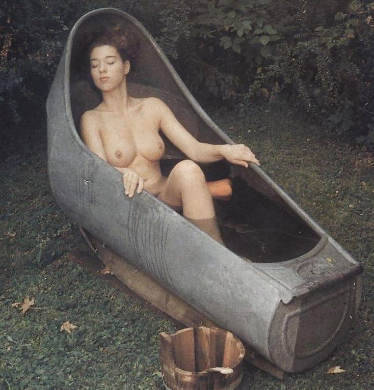 11P Dream Teen In The Garden
