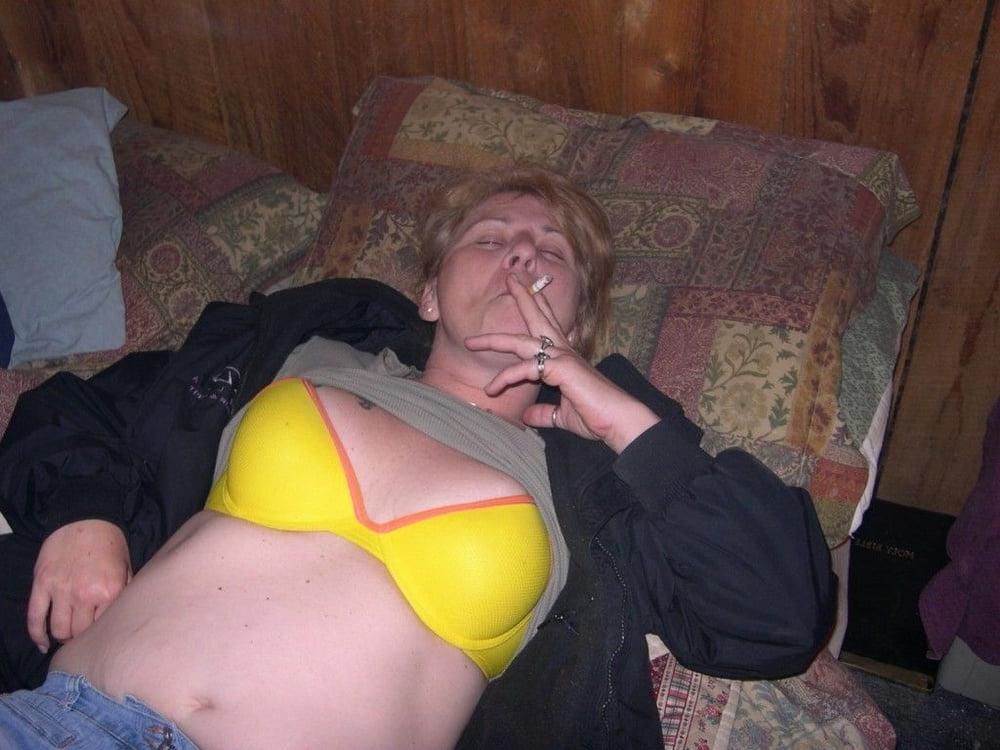 21P Mature ladies (smoking mix)